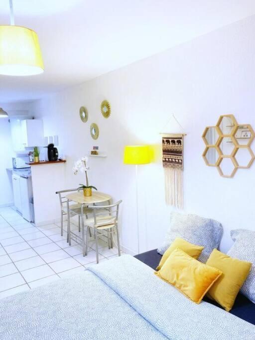 Studio A 5 Mn A Pied De La Gare Saint-Roch 蒙彼利埃 外观 照片