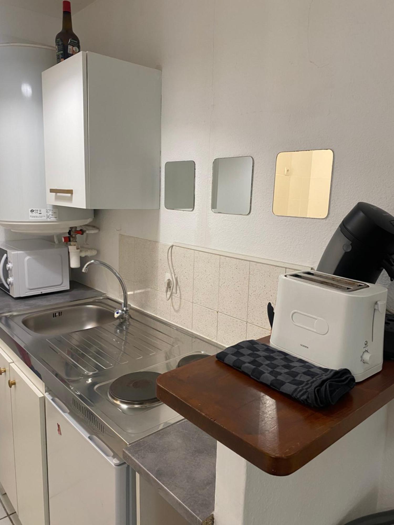Studio A 5 Mn A Pied De La Gare Saint-Roch 蒙彼利埃 外观 照片